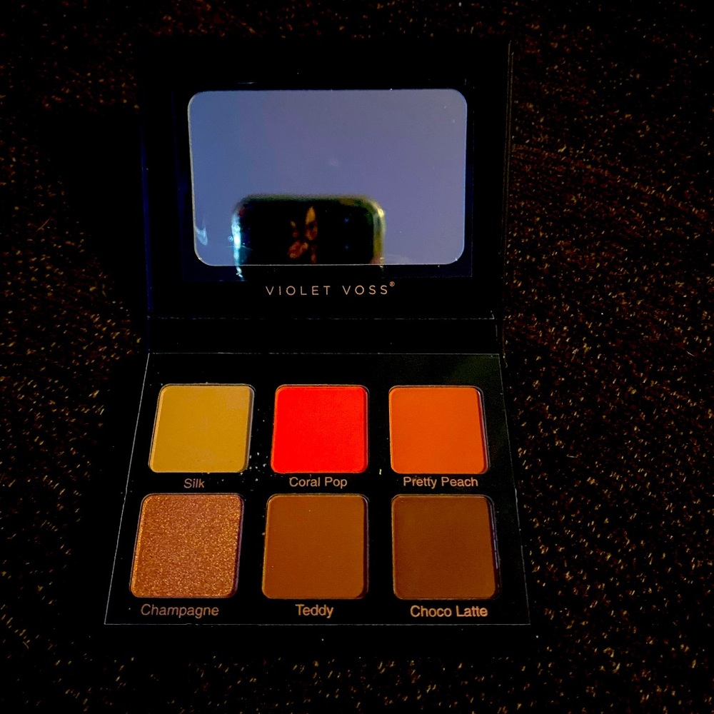 Brand new Violet Voss mini palette